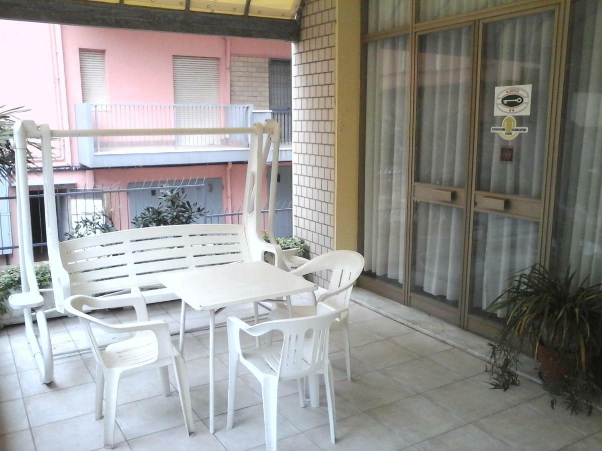 Residence Edera Rimini Extérieur photo